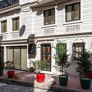 Otel Pera